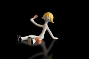 Ősz Szabó Antónia - Homokozó kislány